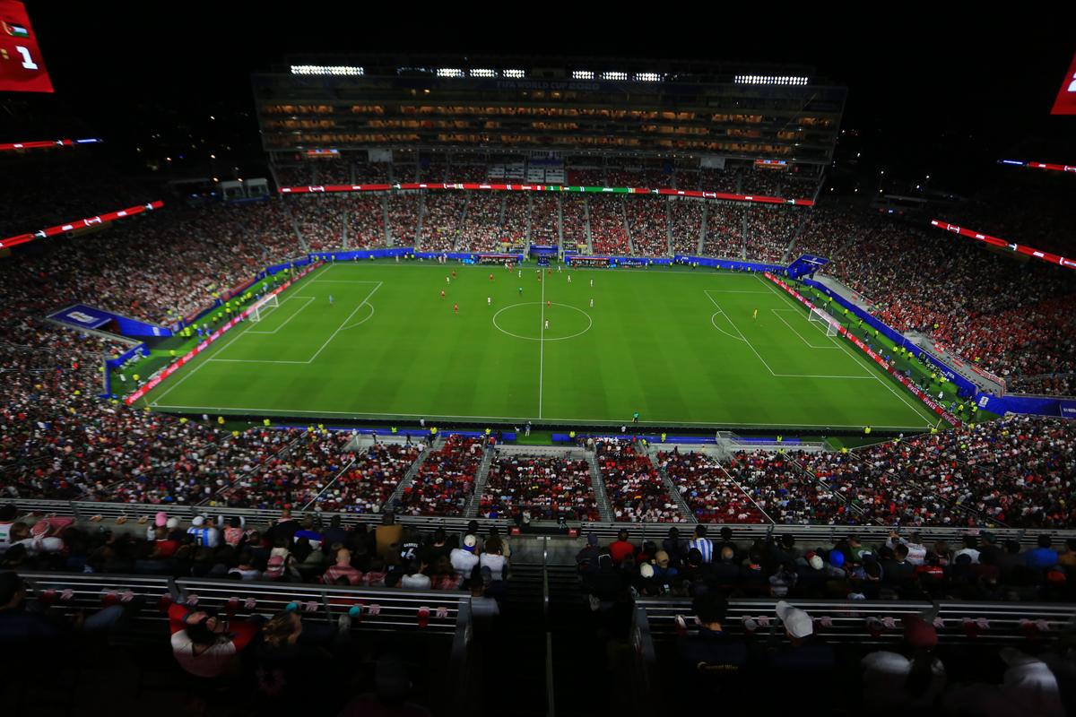 WOW! Stadionul unde România ar fi urmat să joace peste 3 zile nu seamănă cu nimic din ce am mai văzut: imagini incredibile
