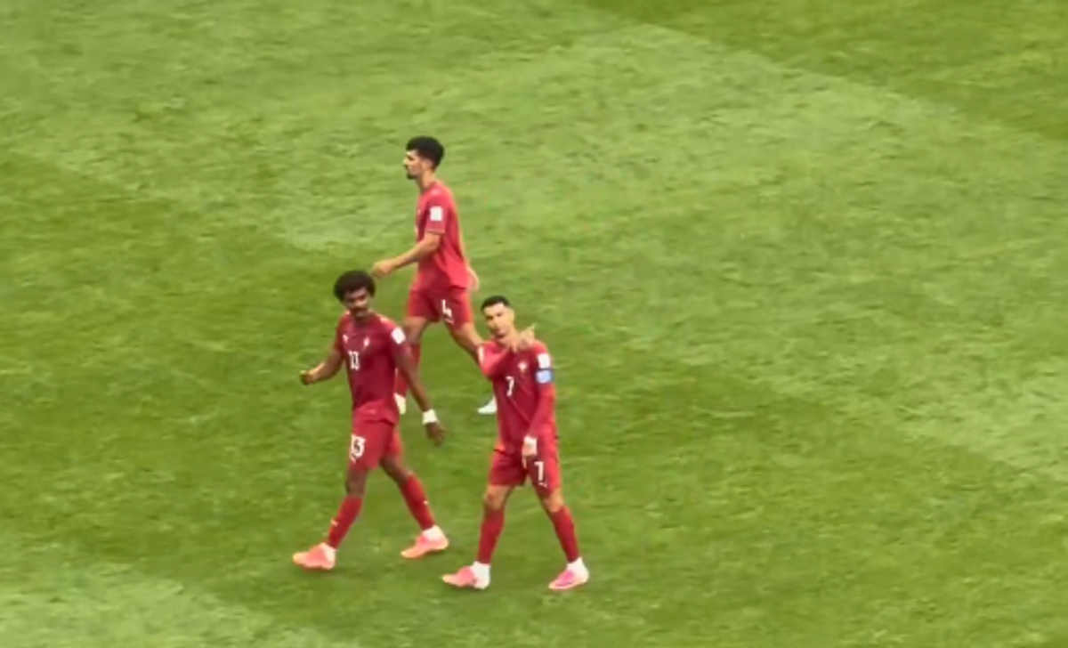 Gesturile făcute de Cristiano Ronaldo în momentul în care părăsea terenul, după Portugalia - RD Congo! Un fan a surprins totul
