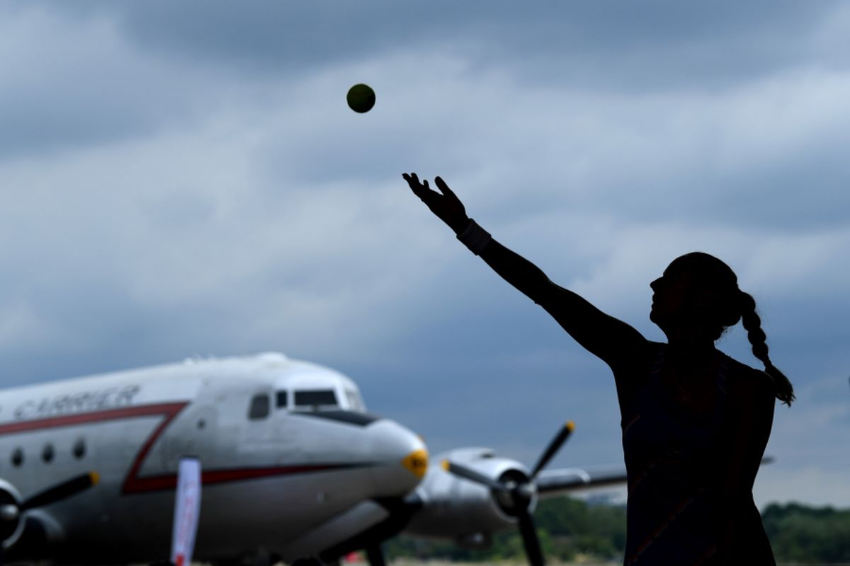 FOTO Svitolina și Kvitova au jucat finala turneului demonstrativ de la Berlin într-unul dintre hangarele aeroportului Tempelhof