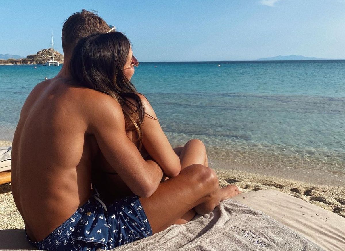 Cerută de soție pe stadion! A păcălit-o că merge la un eveniment în onoarea lui și i-a pregătit cea mai mare surpriză