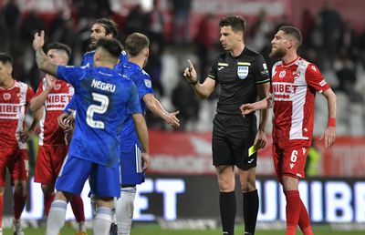 Doi refuză să joace la Dinamo! Unul se dă lovit înaintea amicalelor, celălalt nu s-a mai prezentat la antrenamente