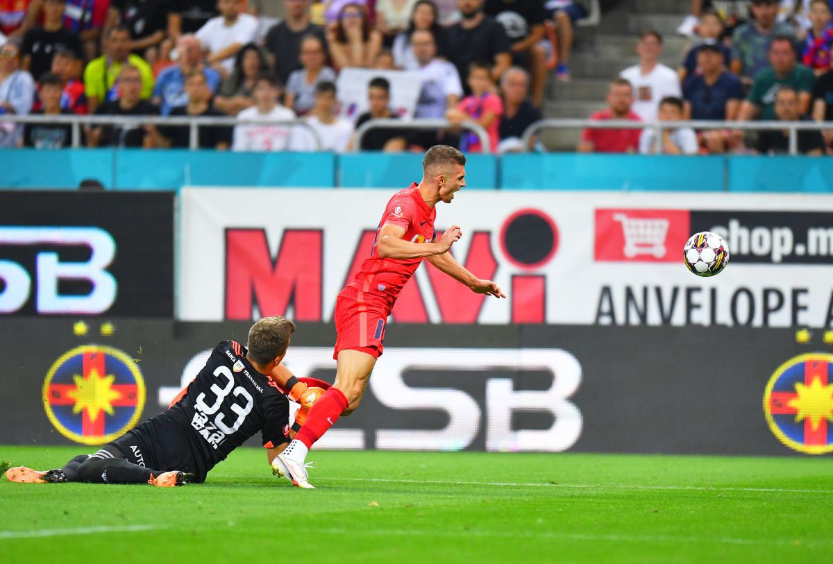 În loc de 3-0, cum voia Gigi, au fost 3 schimbări la pauză în FCSB - U Cluj