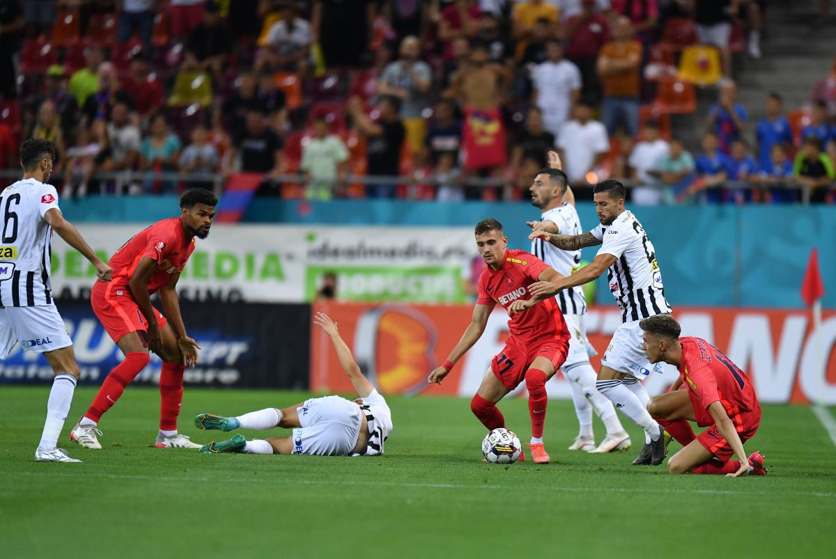 Gigi Becali, acces de furie în direct la TV: „Ai 30.000 de euro pe lună! Plimbă-i, mă, și dă-le gol!”