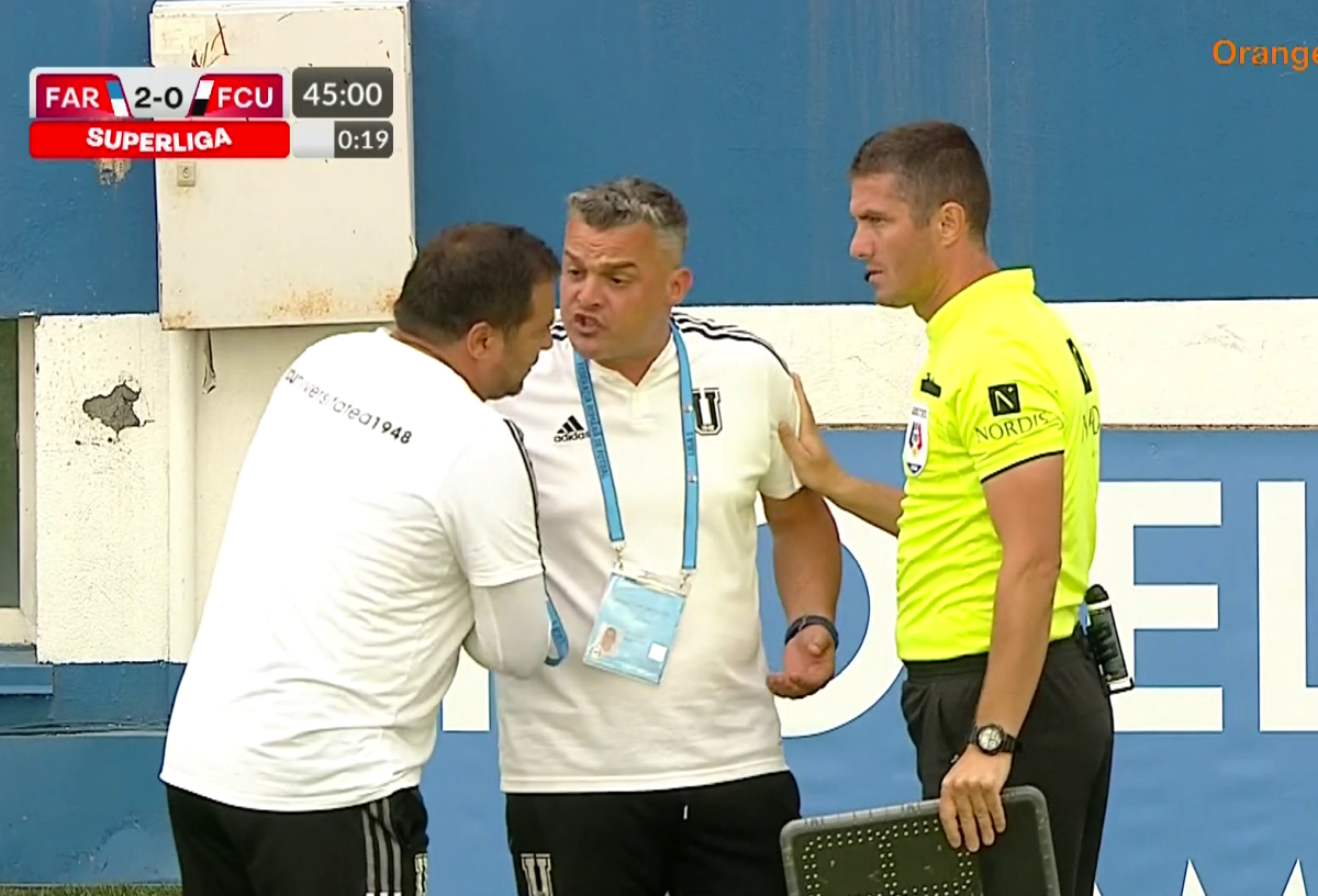 Repriză de coșmar pentru Marius Croitoru, la debutul oficial pe banca lui FCU » De ce a fost trimis în tribune înaintea pauzei