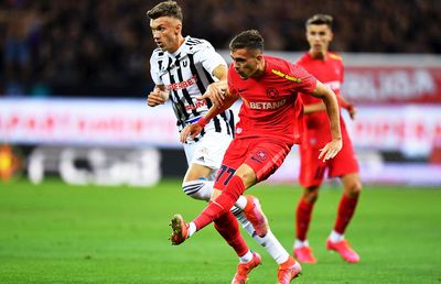 În loc de 3-0, cum voia Gigi, au fost 3 schimbări la pauză în FCSB - U Cluj