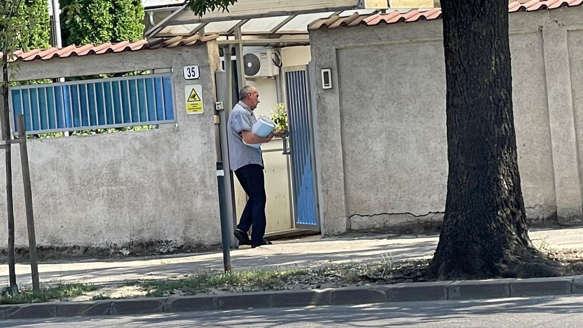 Un personaj-cheie, surprins alături de Argăseală în Ghencea