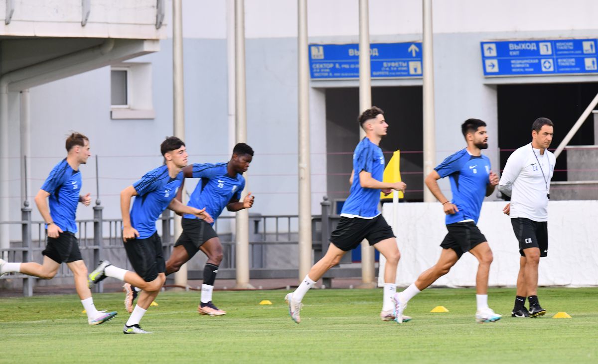 Detaliul care l-a impresionat pe Gică Hagi la Tiraspol: „Fantastic!” + ce discurs va ține în vestiar pentru a-i mobiliza pe campioni