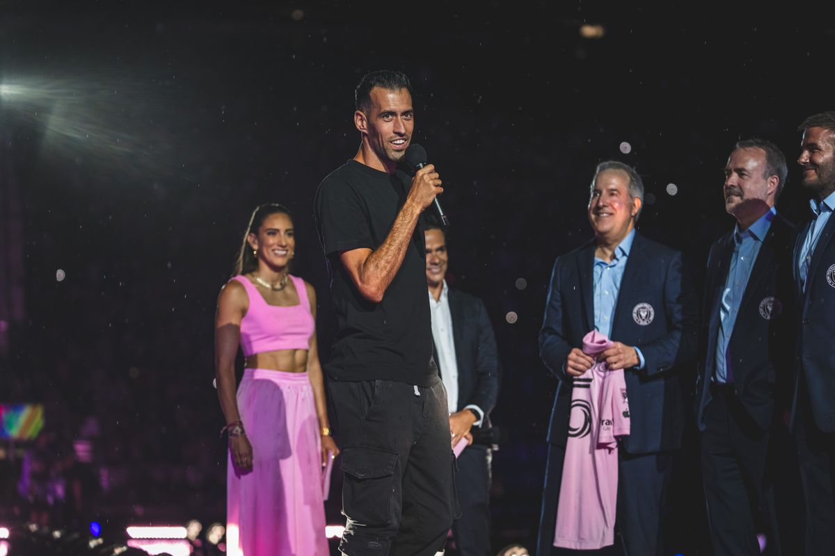 Inter Miami, prezentare cu fast pentru Messi și Busquets: 18.000 de suporteri au fost prezenți la eveniment