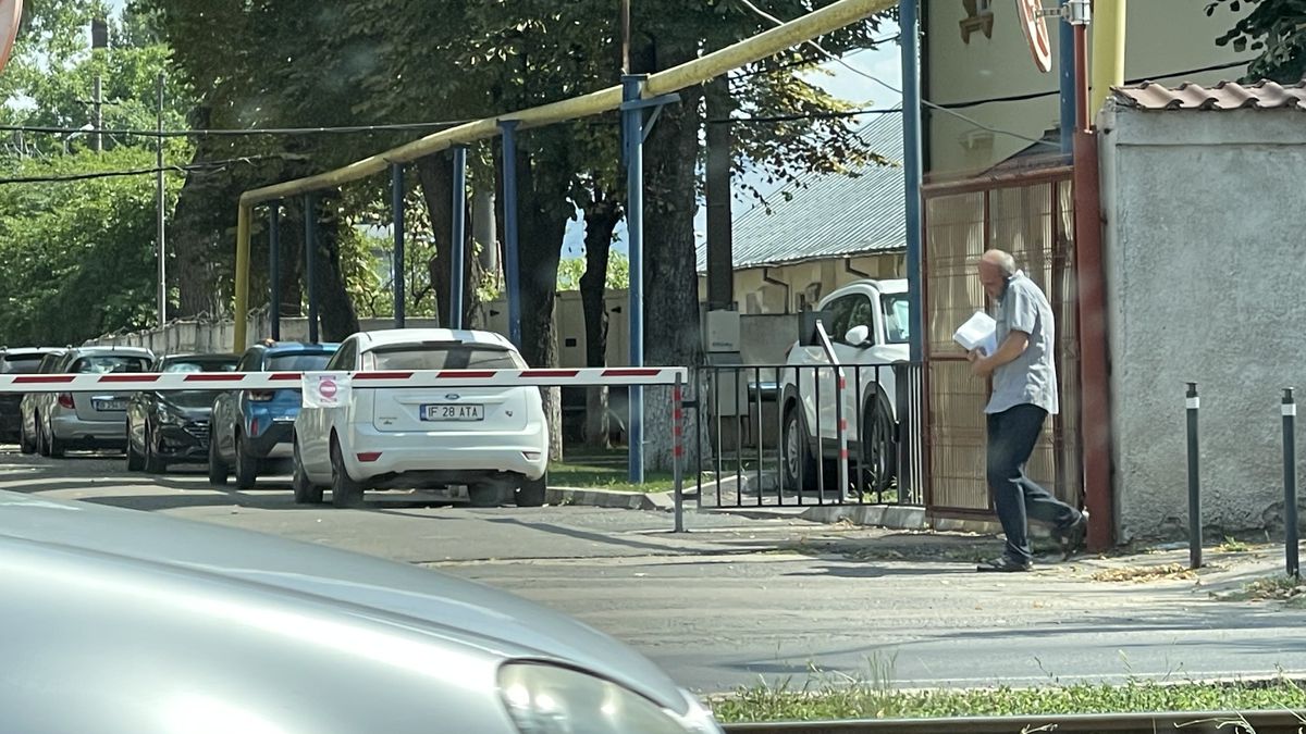 Un personaj-cheie, surprins alături de Argăseală în Ghencea
