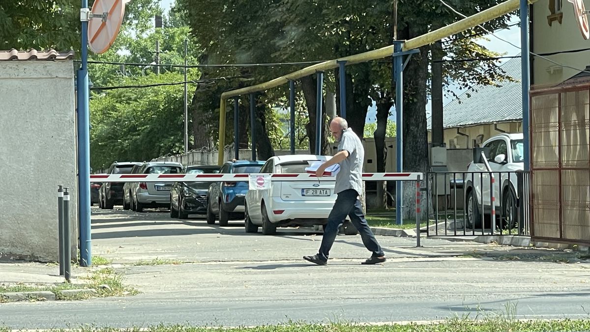 Un personaj-cheie, surprins alături de Argăseală în Ghencea