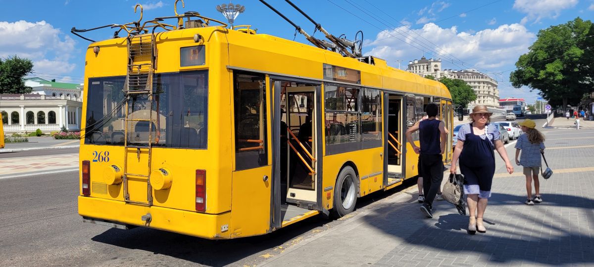 Mica Uniune Sovietică » Reporterii GSP au petrecut o zi în Tiraspol și au tras 10 concluzii: diferență de prețuri față de România, transport arhaic și baie în Nistru