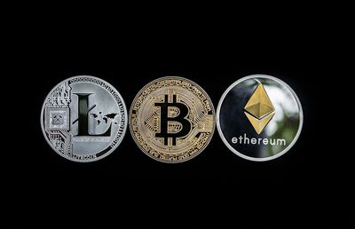 Evoluția prețurilor Bitcoin și Ethereum în 2023 (analiză)