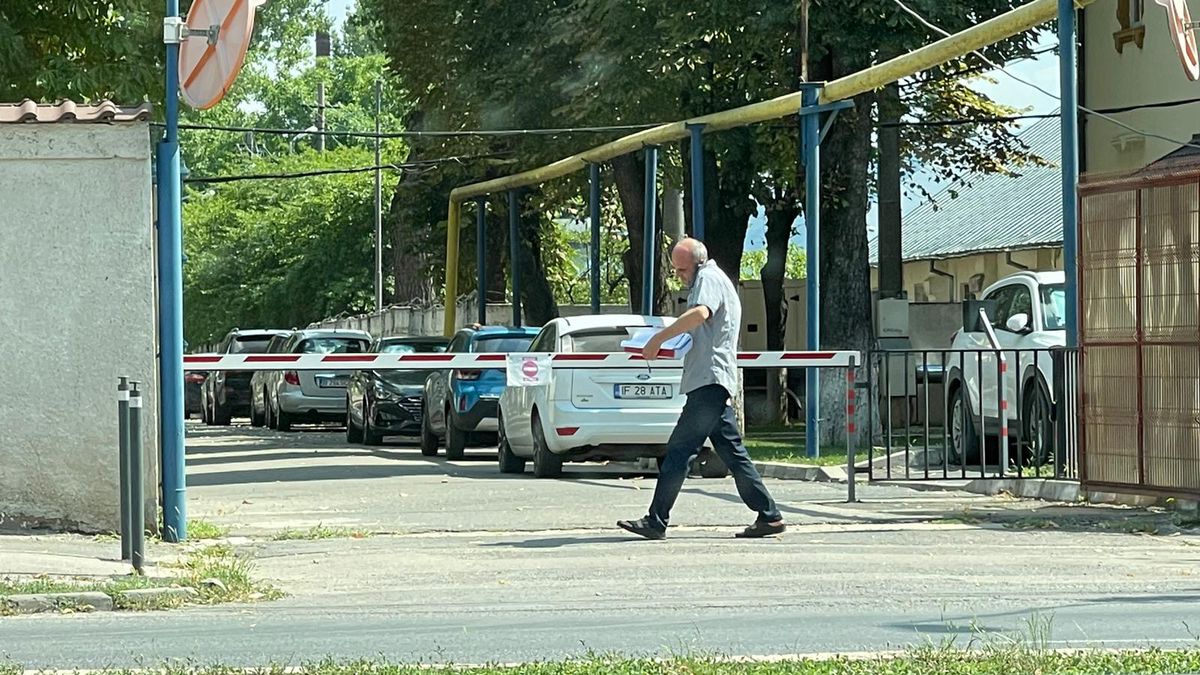 Un personaj-cheie, surprins alături de Argăseală în Ghencea