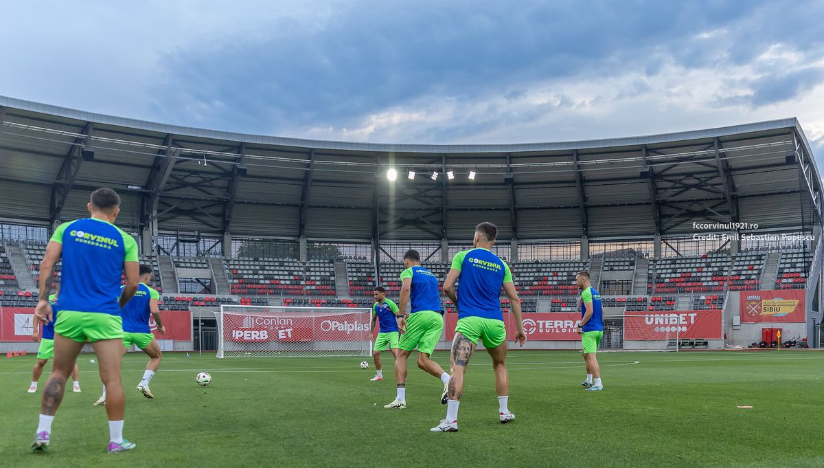 Corvinul pierde cu 2-0 la Sibiu, însă se califică în turul doi  » Urmează Rijeka