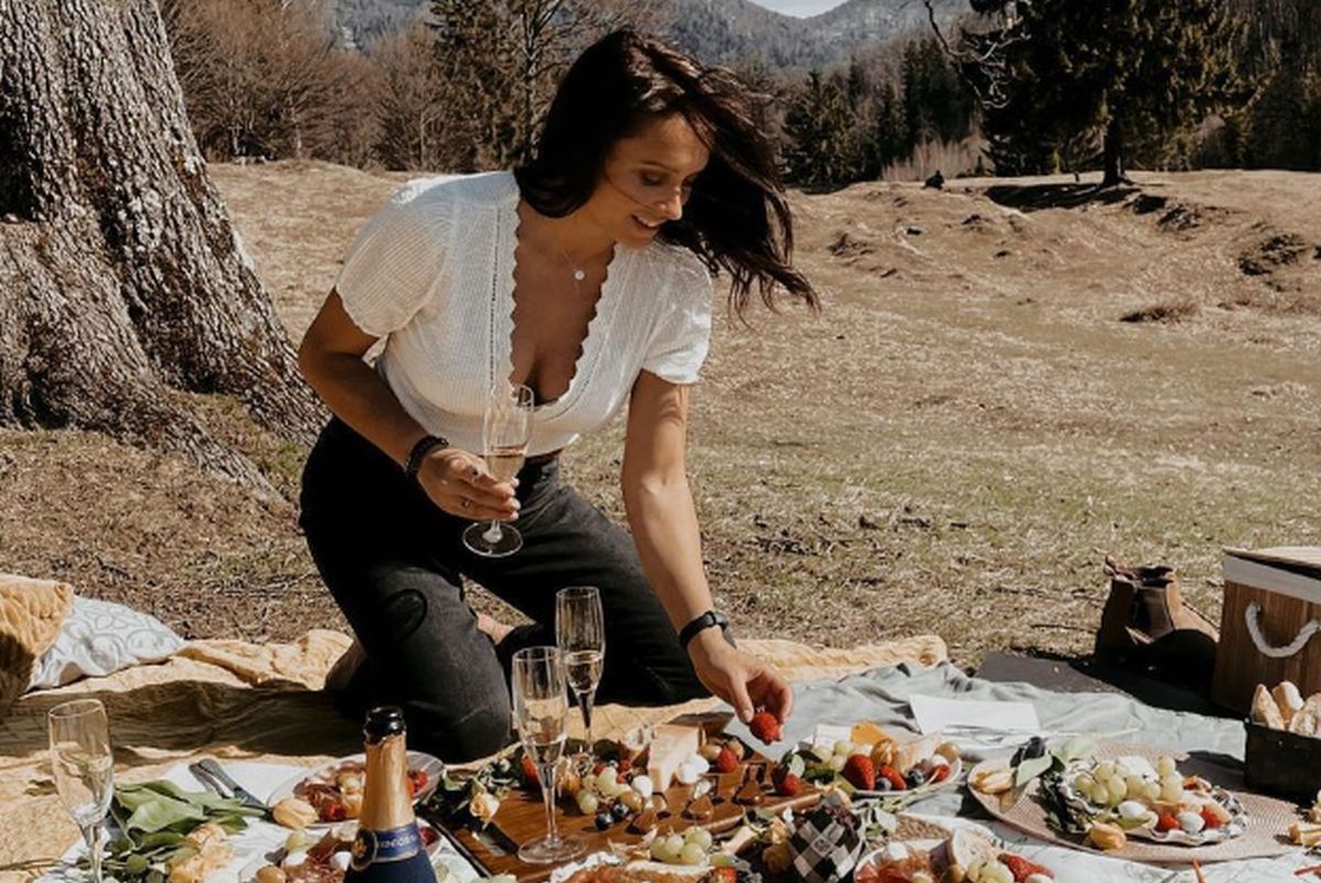 O fostă gimnastă participă la Insula Iubirii » Ispita e antrenoare de fitness, dar a trăit 15 ani o relație toxică