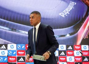 Cât costă ceasurile pe care le-a purtat Kylian Mbappe în ziua prezentării la Real Madrid » Prețurile sunt amețitoare