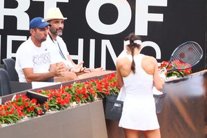 Sorana Cîrstea a întrerupt colaborarea cu Sven Groeneveld » Cu cine lucrează acum