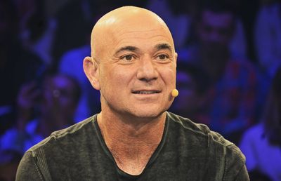 Andre Agassi, Kim Clijsters și vedete NBA toarnă bani într-un nou sport: „Elevat, cool, relevant”