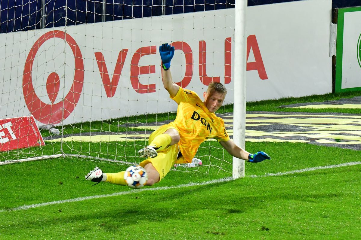 Victorie esențială în duelul direct România - Ungaria, în clasamentul coeficienților UEFA » Miza este uriașă pentru următoarea stagiune a Ligii Campionilor