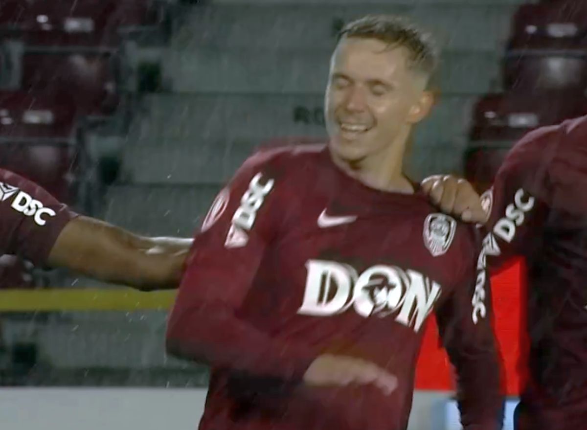 Gestul lui Louis Munteanu după golul cu Paksi