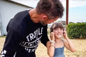 Ultimele postări ale lui Felix Baumgartner: imaginile cu Emily sunt înduioșătoare