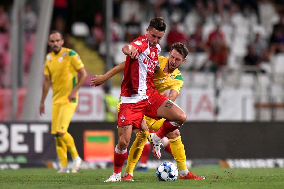 Liderul a fost cel mai slab de pe teren! Sorescu, inexistent cu CS Mioveni + note rușinoase primite de tinerii de la Dinamo