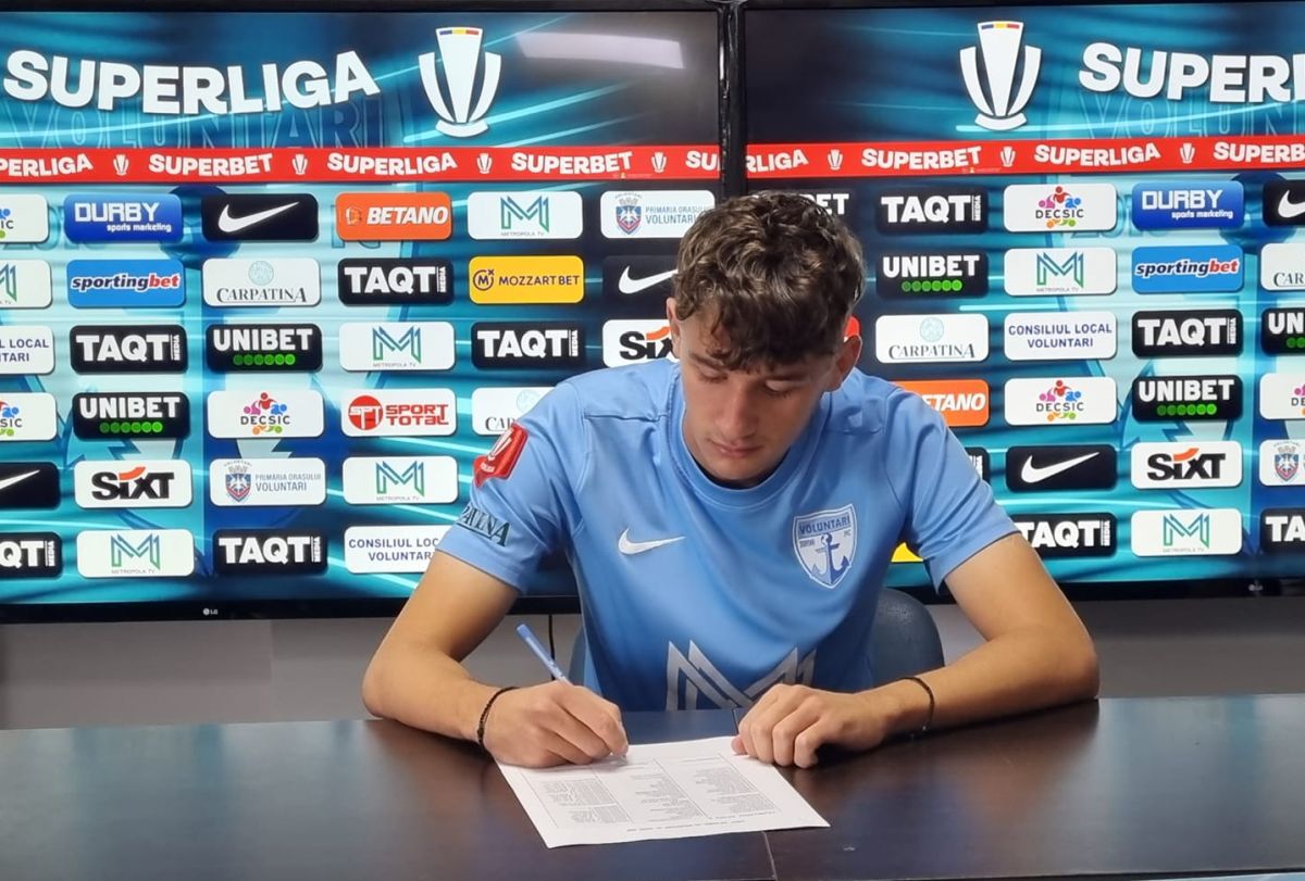 S-a săturat că nu l-a băgat Hagi! Gică Popescu și-a luat fiul și l-a transferat la alt club din Liga 1