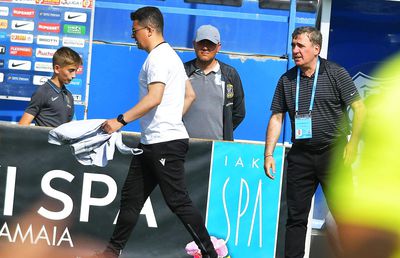 Conflict mocnit la un club de play-off: „Spune lucruri nelalocul lor. Să își vadă de treaba lui!”