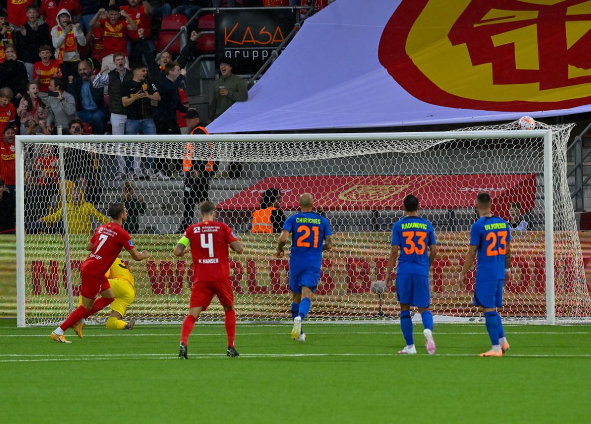 FCSB acuză arbitrajul după eliminarea cu Nordsjaelland: „Nu știu cât a controlat meciul”