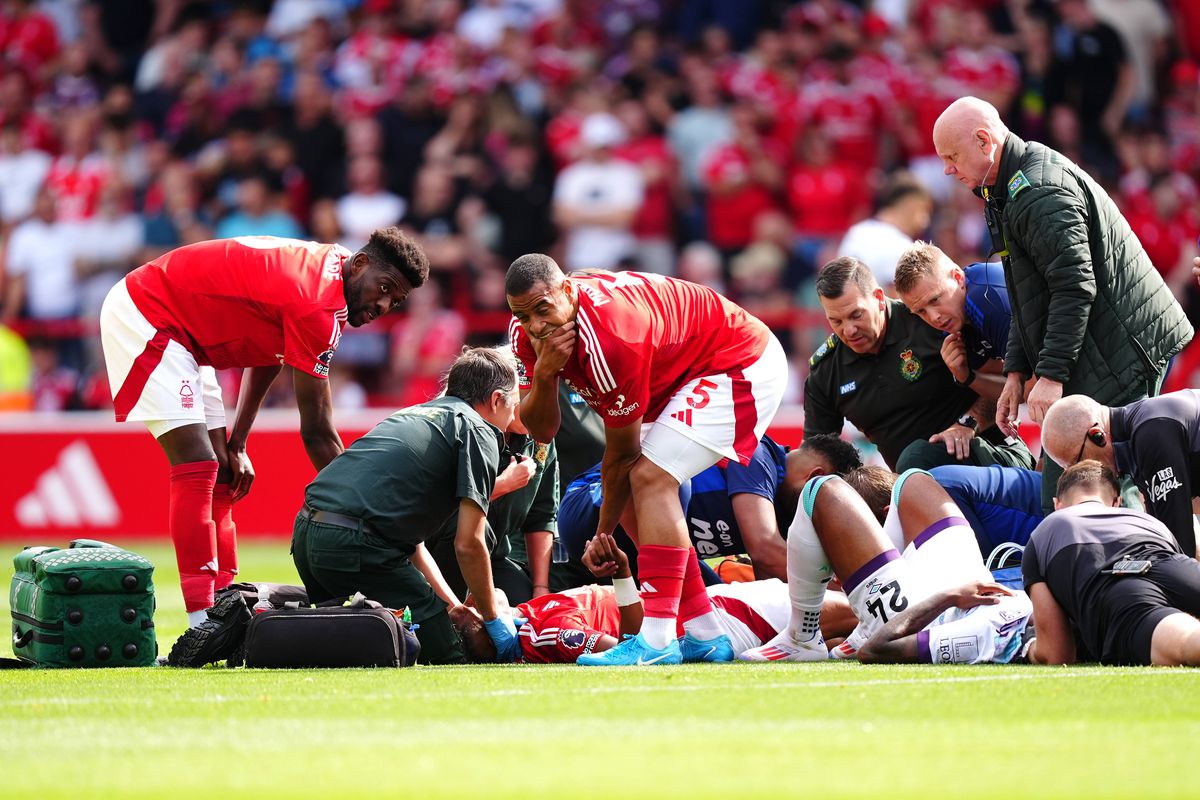 Accidentare gravă în Nottingham Forest - Bournemouth