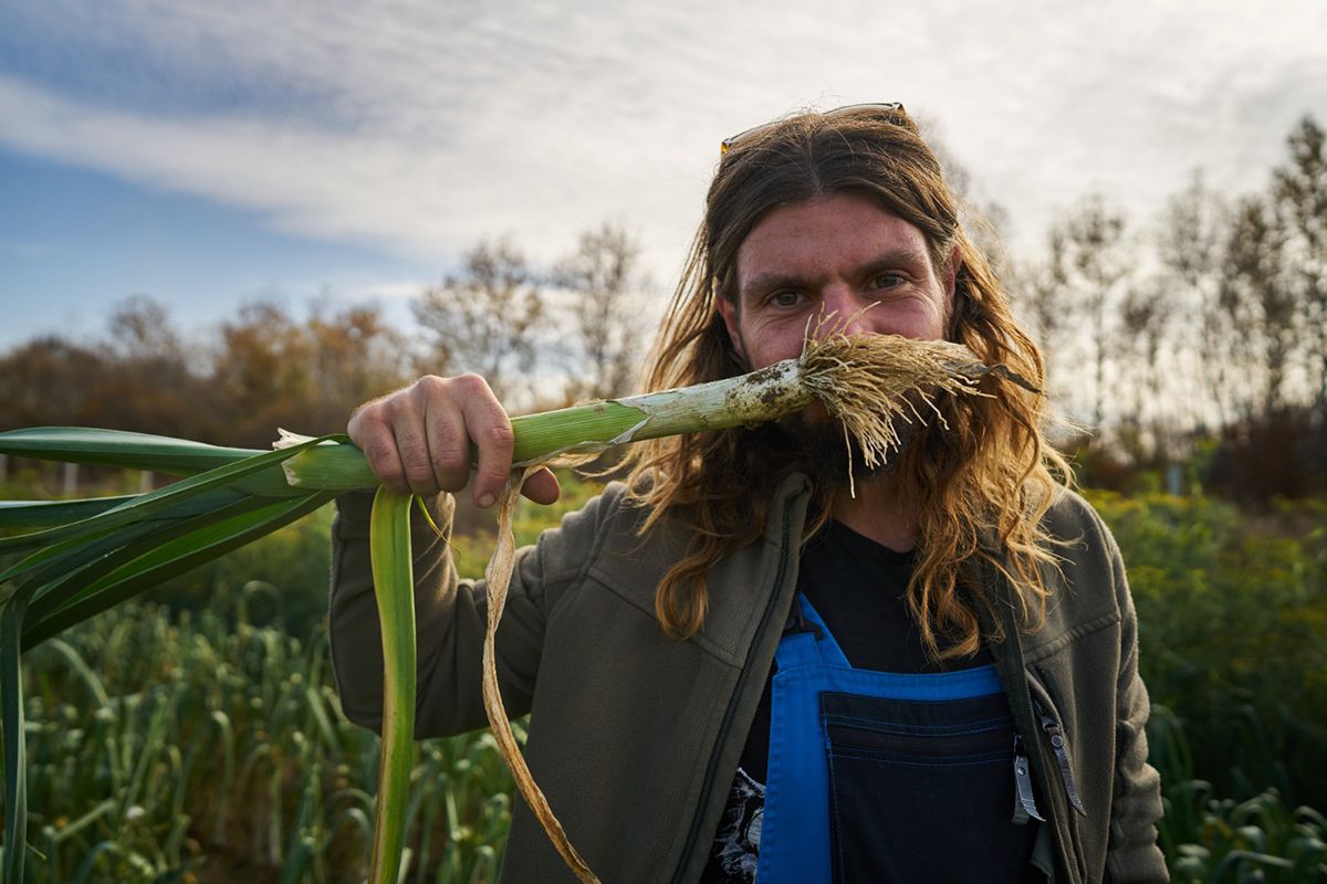 Cum va arăta mâncarea viitorului: „Abia aștept să folosim inteligența artificială în agricultură!” + Diferența dintre legumele obișnuite și cele bio