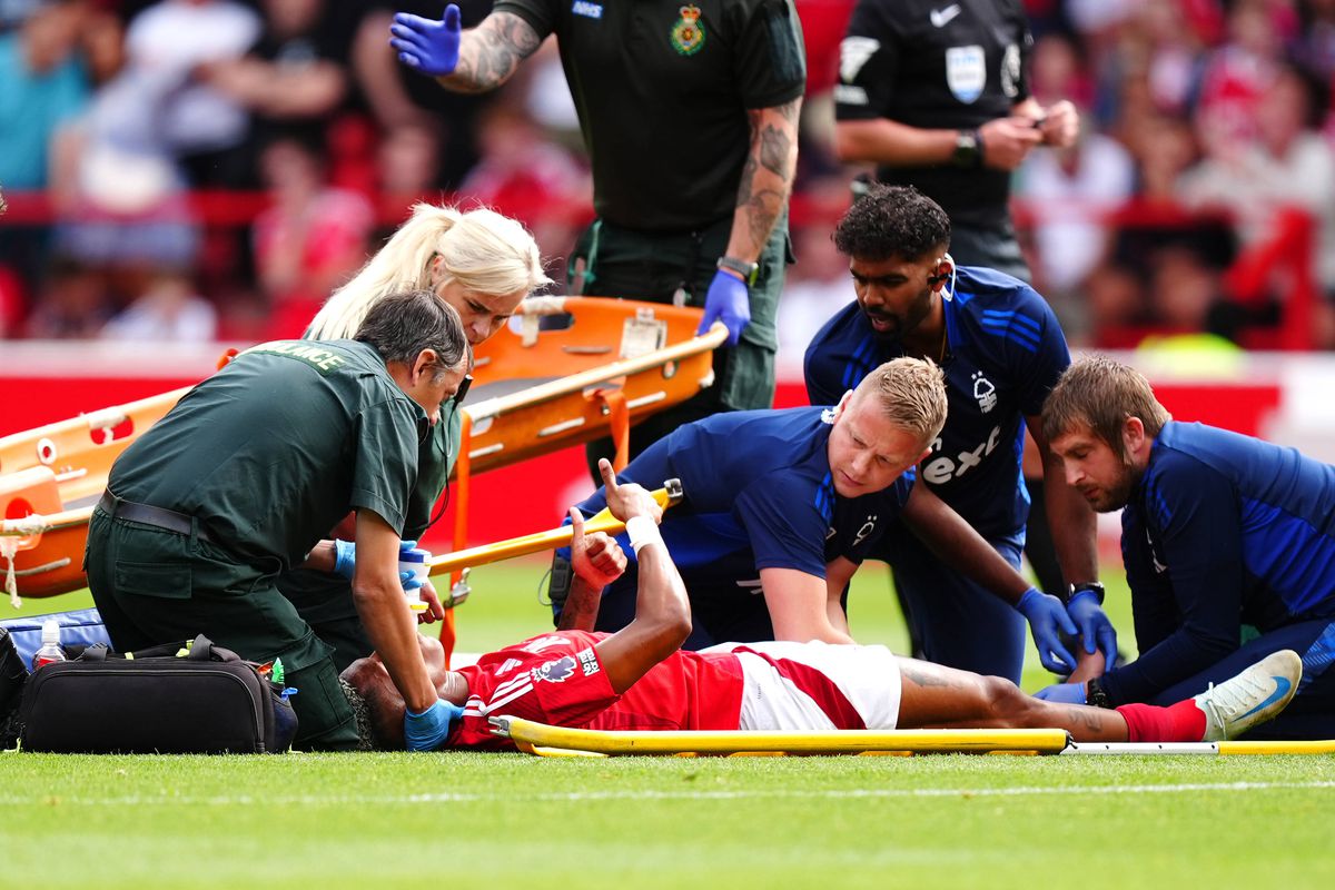 Accidentare gravă în Nottingham Forest - Bournemouth