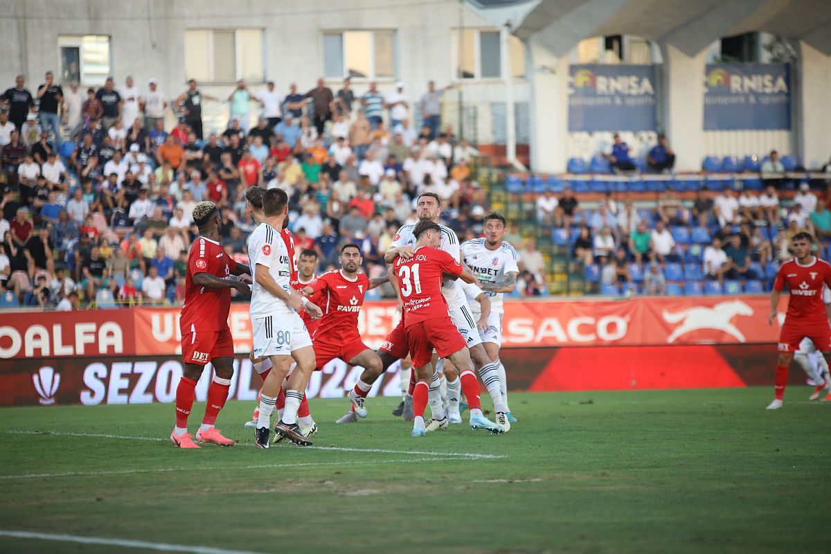 FC Botoșani – UTA Arad 1-0 / Foto: Ionuț Tăbultoc