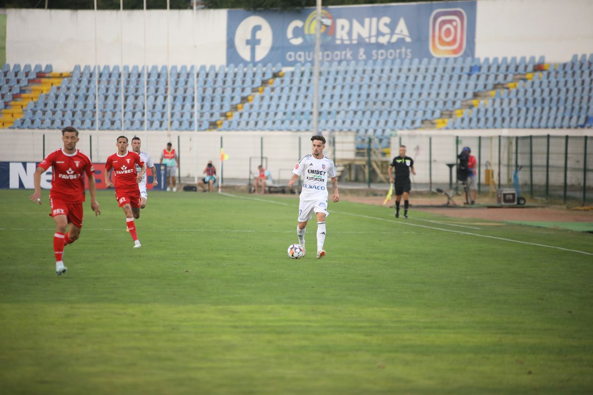 FC Botoșani – UTA Arad 1-0 / Foto: Ionuț Tăbultoc