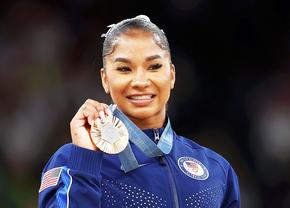 Decizie neașteptată: Jordan Chiles își păstrează medalia de bronz