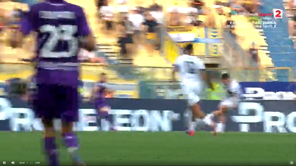 Dennis Man, gol superb în Parma - Fiorentina