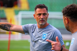 Cei trei fotbaliști lăsați de Mirel Rădoi în afara listei UEFA