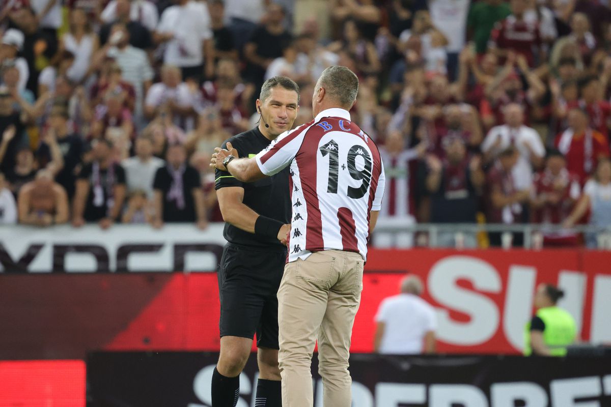 „Imnul Golanilor”, torțe, rasism și înjurături » Cum a arătat debutul meciului Rapid - FCSB