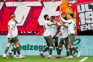 PSV, victorie fără probleme în a doua etapă din Eredivisie » Dennis Man, doar rezervă neutilizată