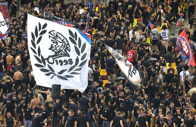 „Imnul Golanilor”, torțe, rasism și înjurături » Cum a arătat debutul meciului Rapid - FCSB