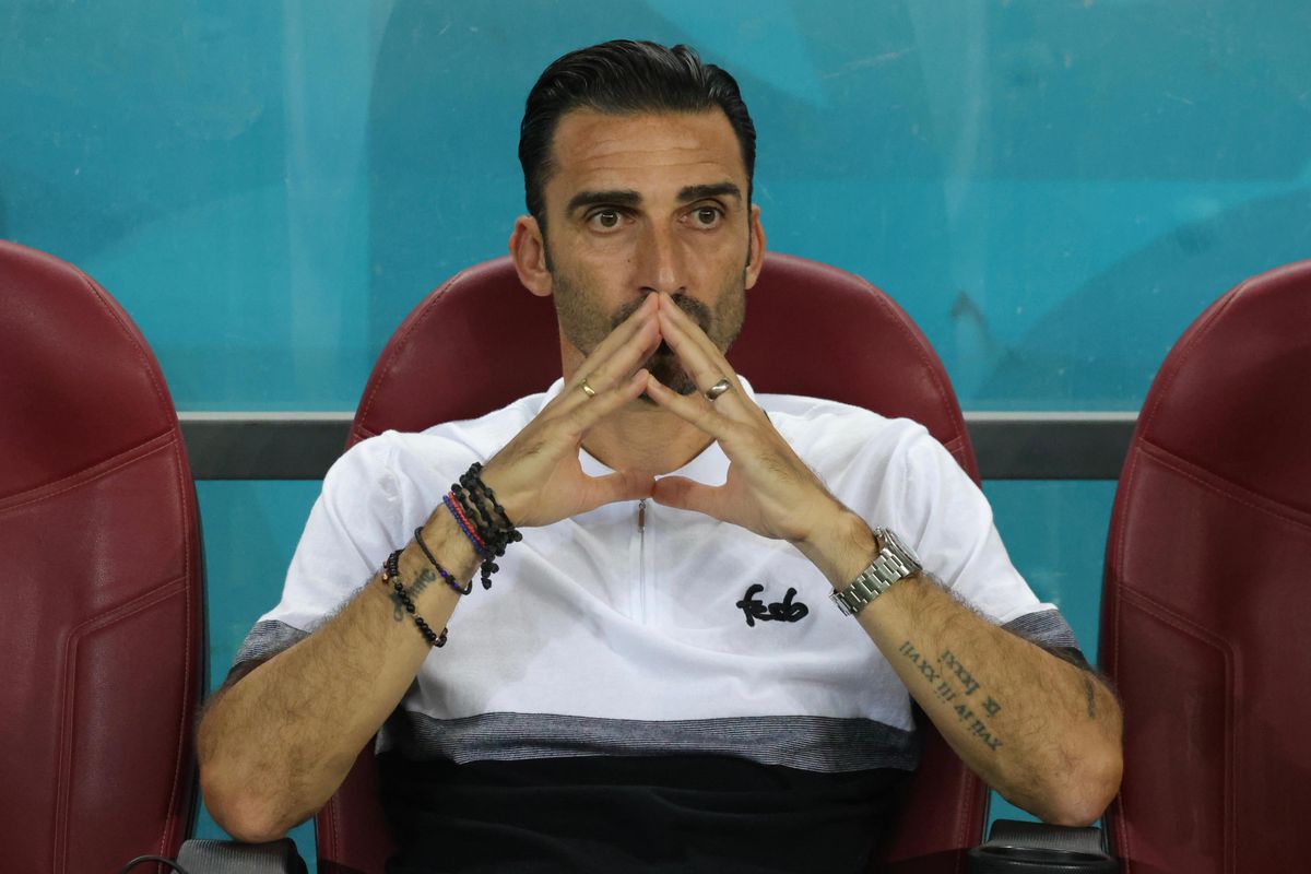 „Imnul Golanilor”, torțe, rasism și înjurături » Cum a arătat debutul meciului Rapid - FCSB