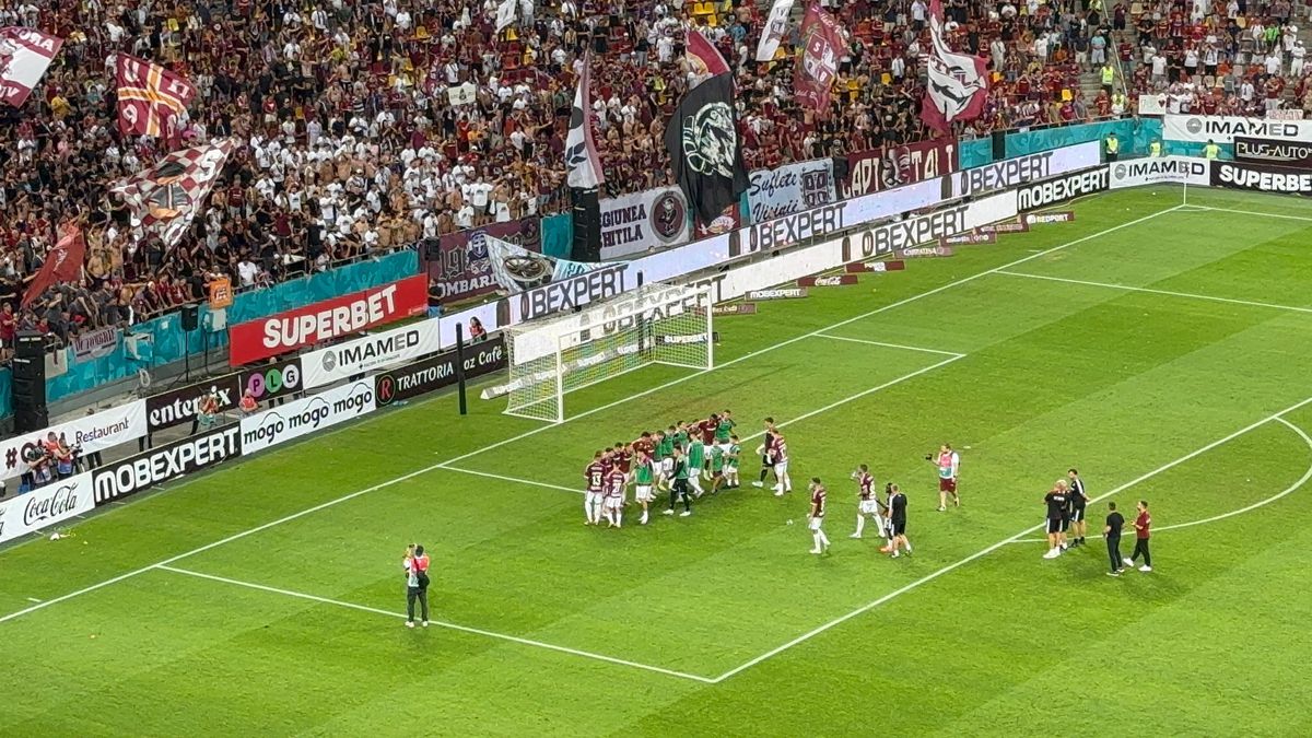 Ce s-a întâmplat pe teren, imediat după nebunia din Rapid - FCSB