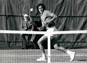 Povestea primului titlu de Grand Slam câștigat de Ilie Năstase, la US Open 1972 » Regulile diferite din acel moment: „Au transformat totul într-o loterie!” + momentul descătușării: „Am sărit încontinuu ca un nebun minute întregi”