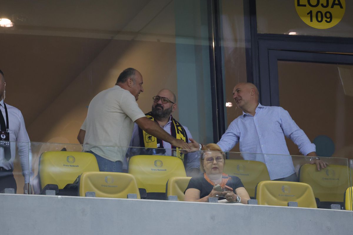 Dan Șucu și Cristi Săpunaru s-au evitat la Rapid - FCSB