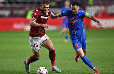 Ultimele informații despre accidentarea lui Denis Ciobotariu » Fotbalistul de națională poate reveni abia la derby-ul cu Dinamo