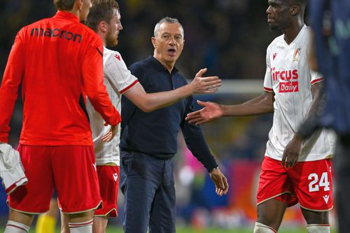 Mircea Rednic și Josue Homawoo, după Union Saint-Gilloise - Standard Liege // foto: Imago