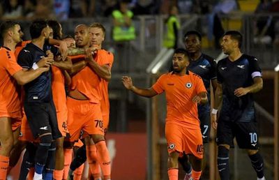 Imagini incredibile » Bătaie și haos în amicalul Lazio - Atromitos!