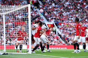 Manchester United - Arsenal, primul derby al sezonului în Premier League » Deschidere de scor în minutul 13