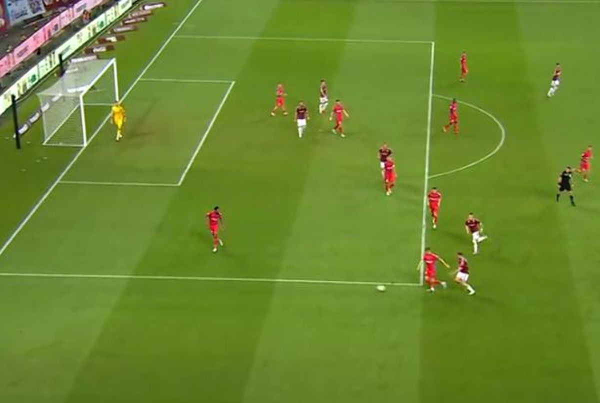 Gafă Siyabonga Ngezana în Rapid - FCSB