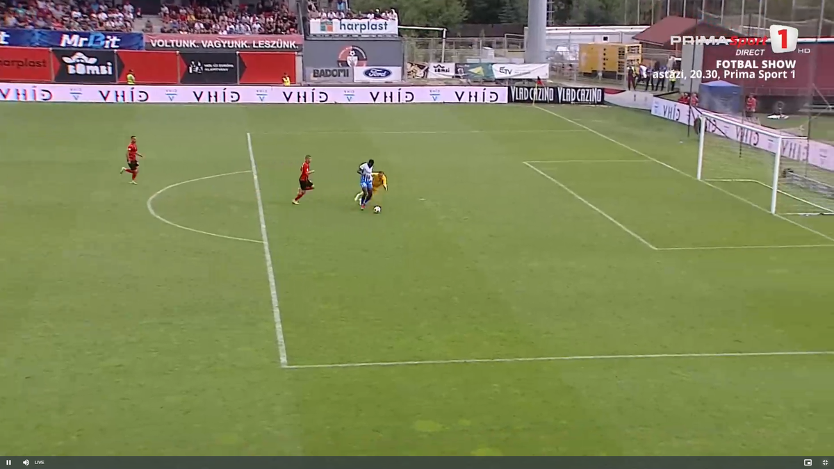 Ăsta-i nivelul? Venit din liga a treia, rupe plasele în Superliga!